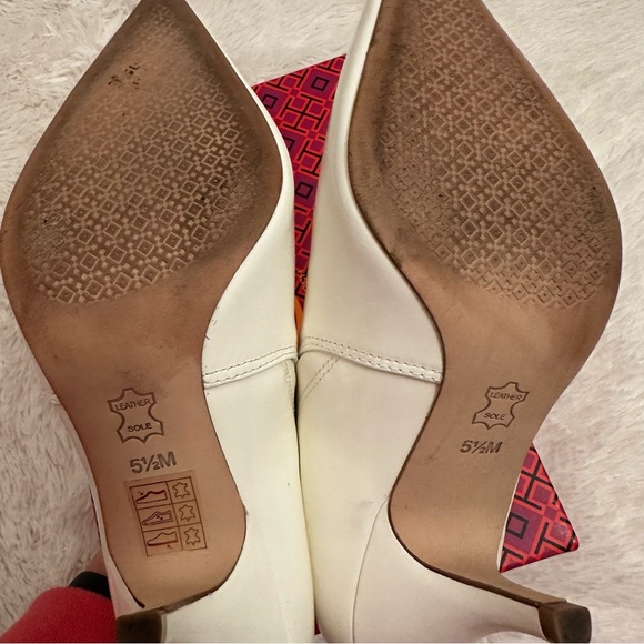 Tory Burch Georgina White Ankle Bootie Size: 5.5 - Picture 9 of 16